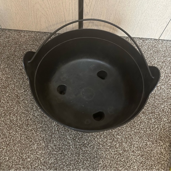 Large Halloween Plastic Black Cauldron - Picture 3 of 11